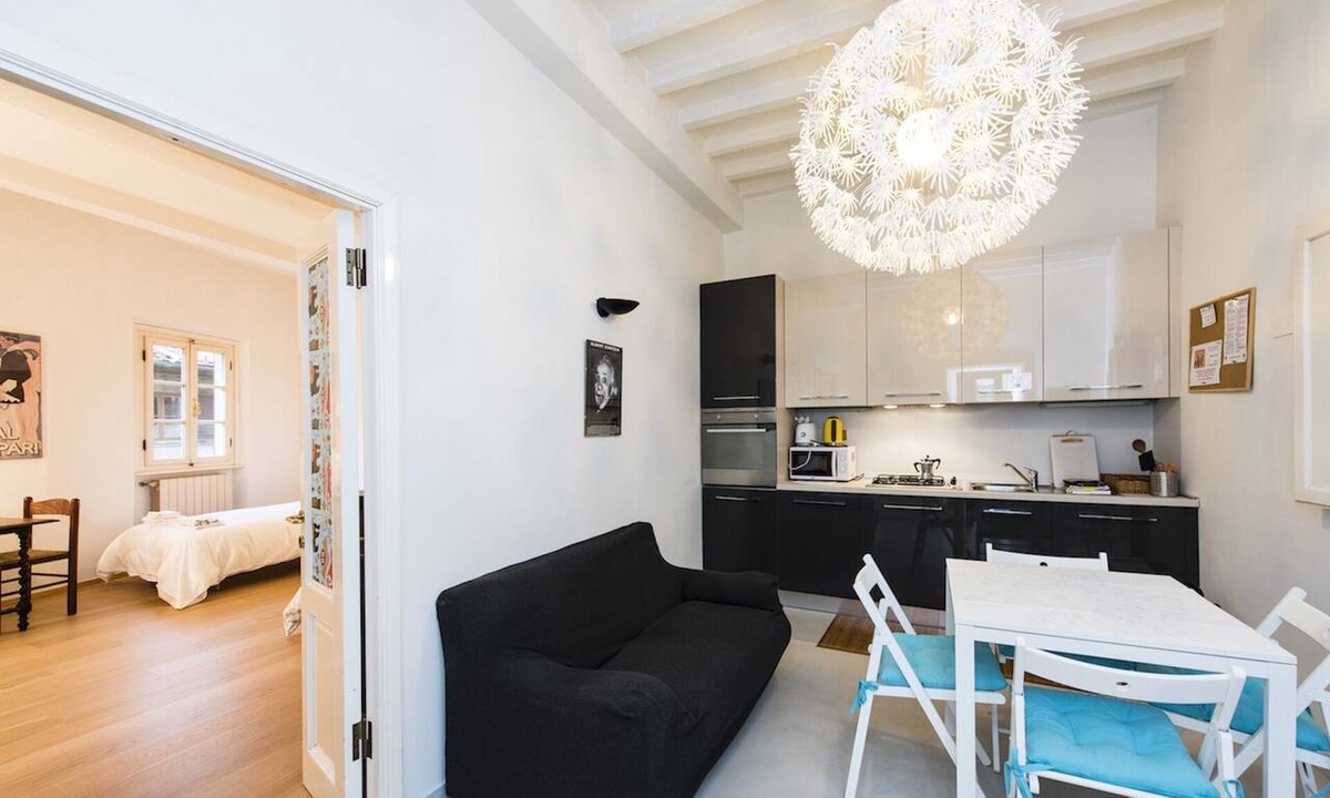 Oltrarno Apartment | Pitti Three - Two Bedroom Apartment, Sleeps 4