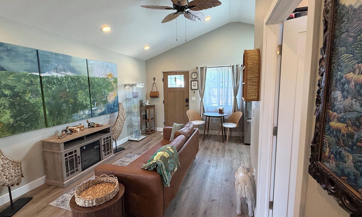 Thousand Oaks Cottage | Private Balinese-inspired wellness guest house with hot tub & sound bath access