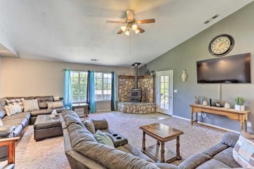 Weaverville House | Private Pool & Game Room: Family Weaverville Gem
