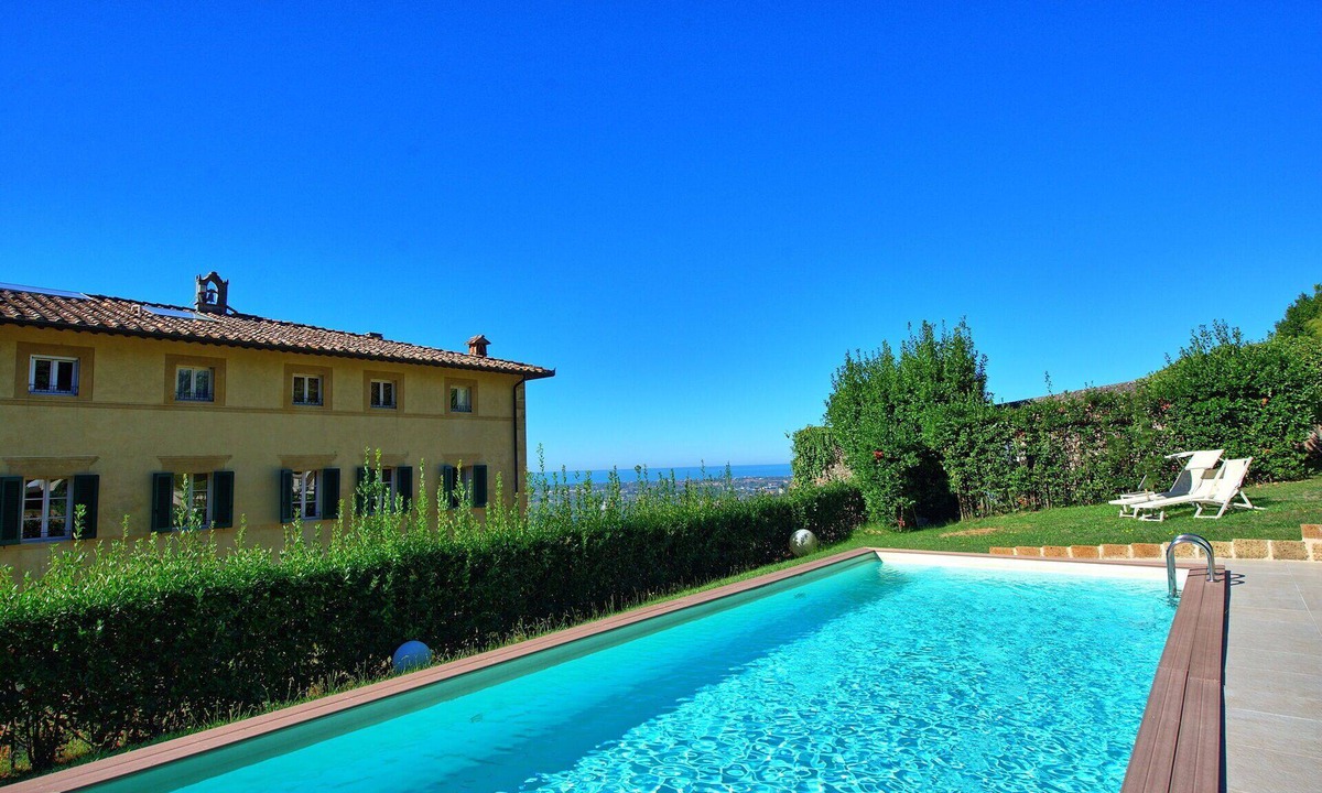 Santa Lucia Villa | Private Villa with private pool, hot tub, WIFI, A/C, TV, patio, panoramic view, close to Viareggio
