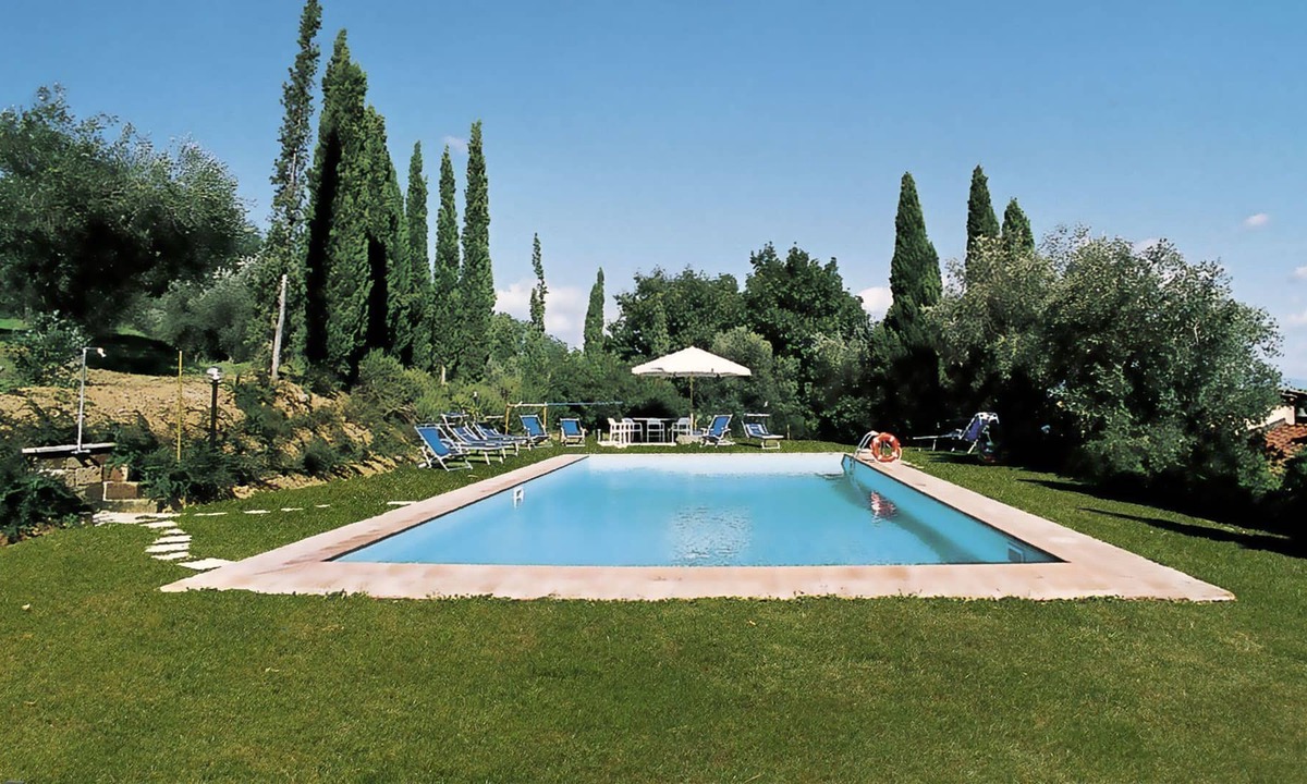Capannori Villa | Private Villa with WIFI, private pool, TV, terrace, panoramic view, parking, close to Lucca