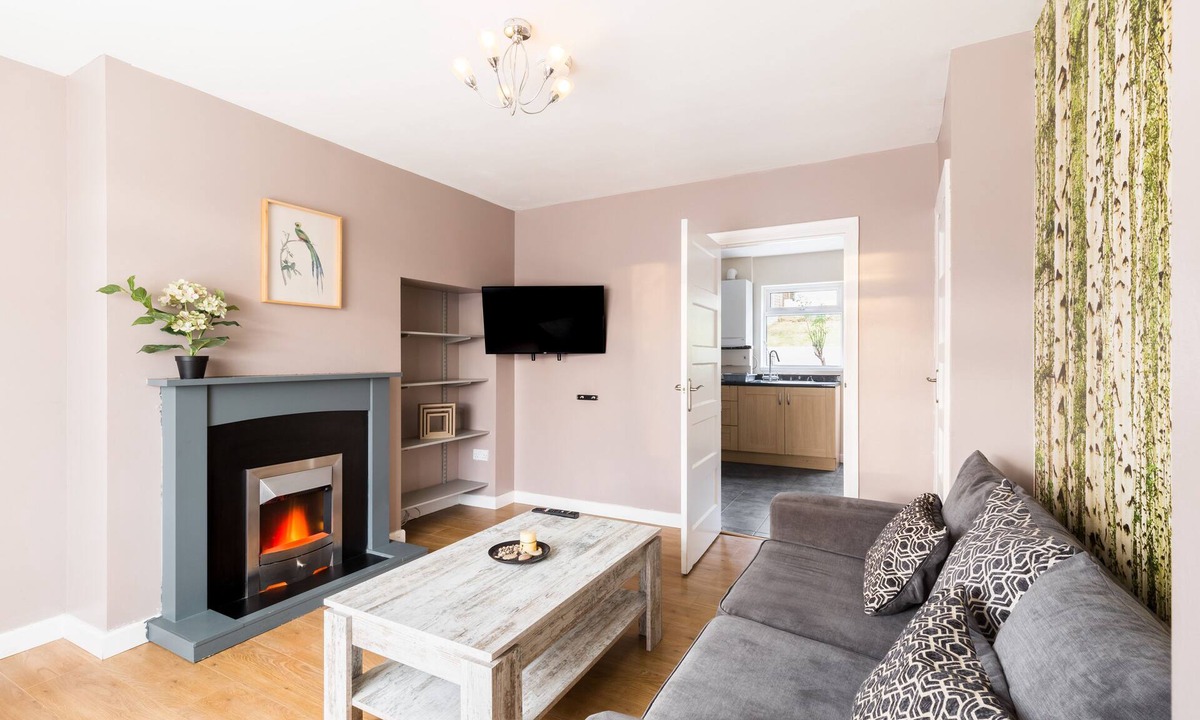 Cradley House | Quinton Essentials house