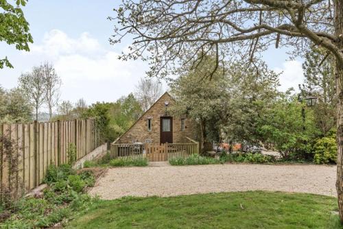 Bourton-on-the-Water House | Rainbow Barns