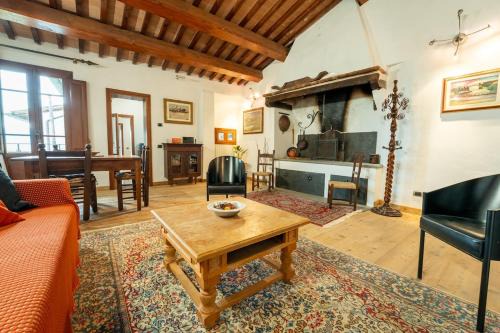 Cerreto Guidi Apartment | Regina's Home