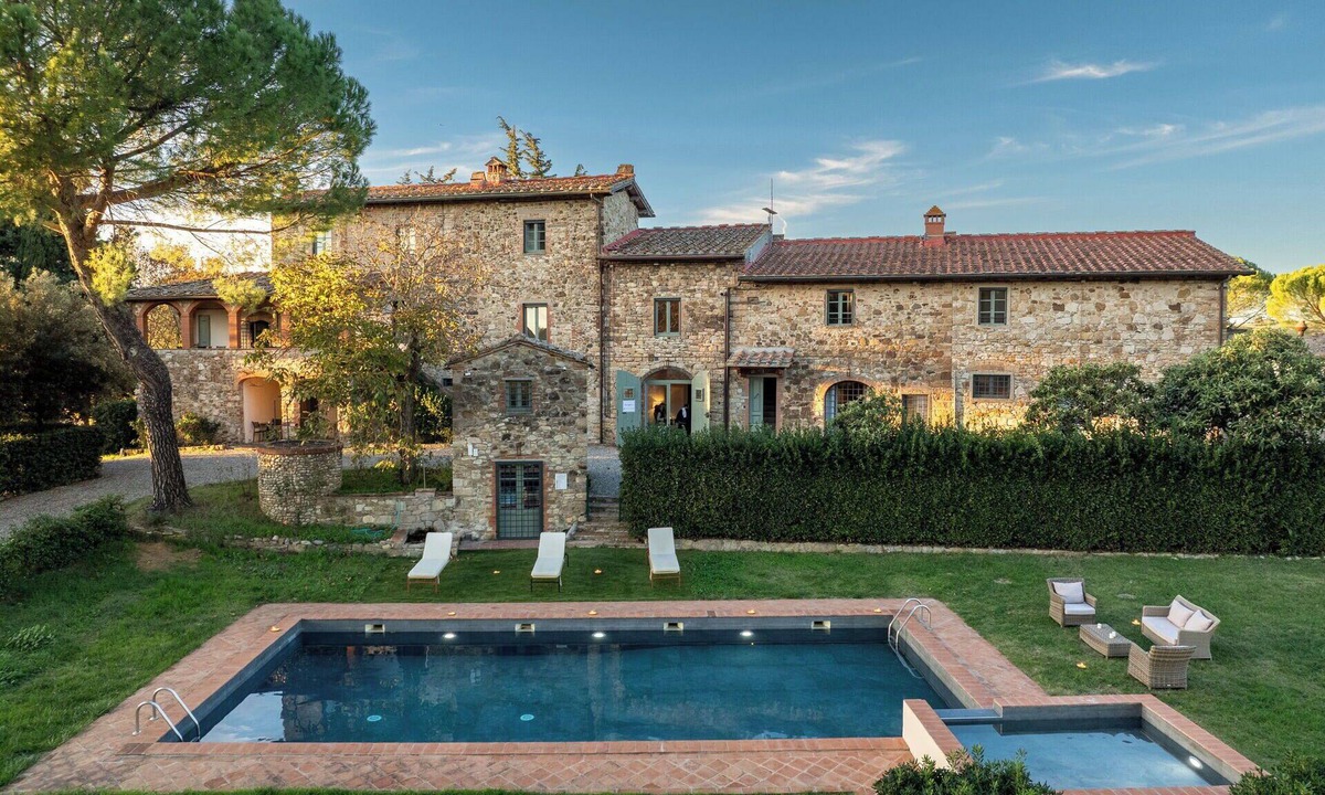 Tavarnelle Val di Pesa Villa | Relais Badia a Passignano - Malvasia Apartment