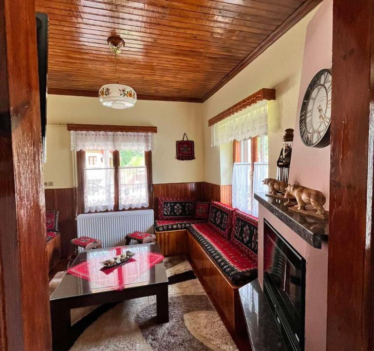 Metsovo House | Rustic House