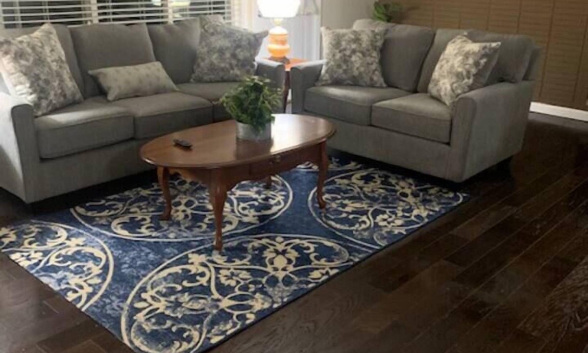 Saginaw House | Saginaw Twnshp home in a quiet, safe neighborhood.