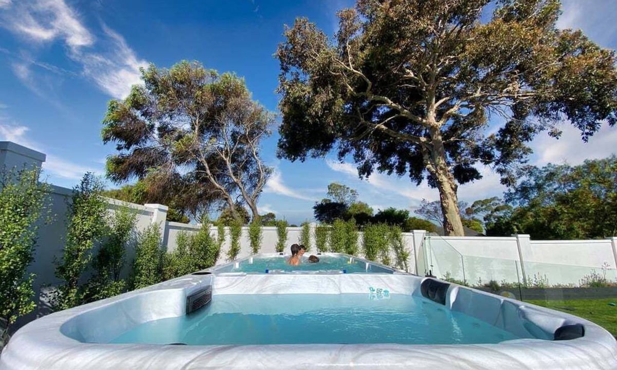 Inverloch House | Sandy Delight Winter Promo Stay 3 Pay 2