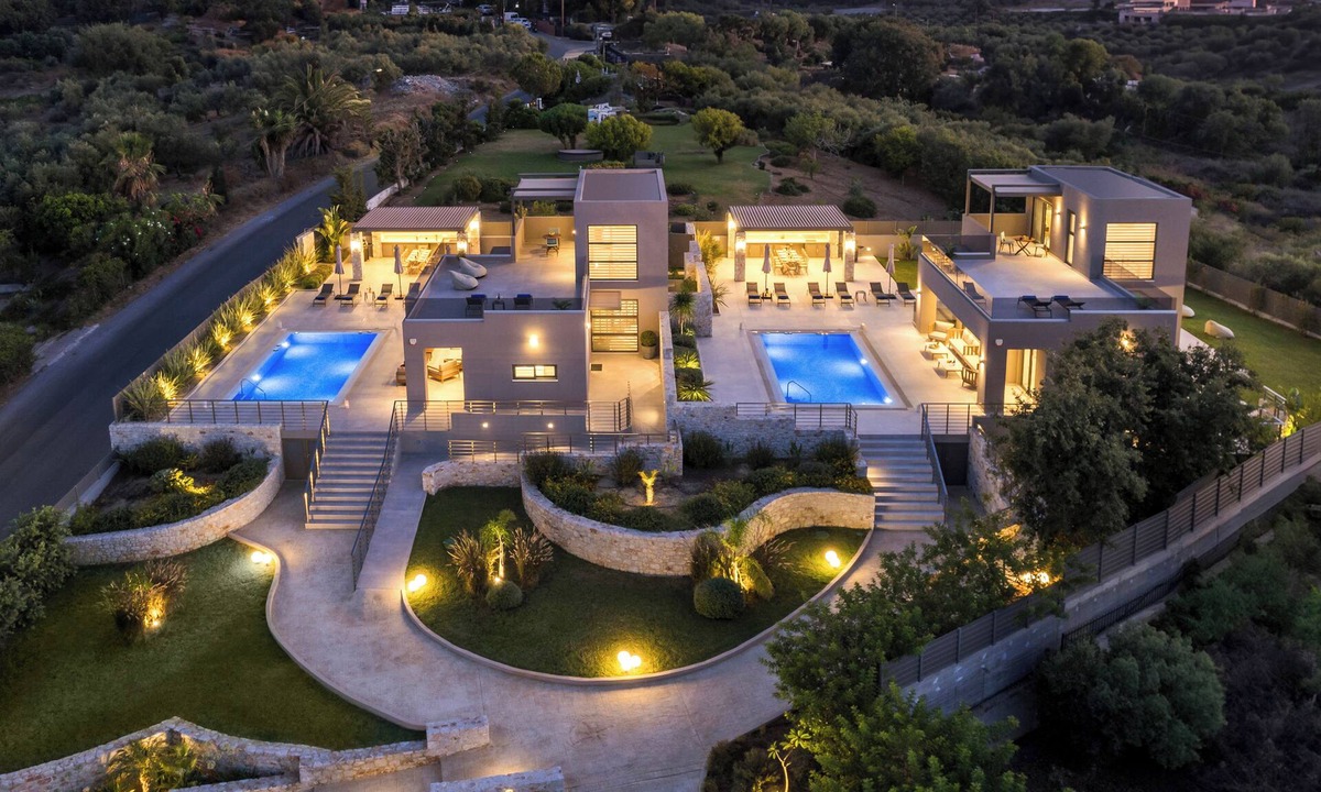 Kato Galatas Villa | Seafront Lux Estate Chania | Heated Pools Jacuzzis Saunas Gyms|Sleeps 20–24