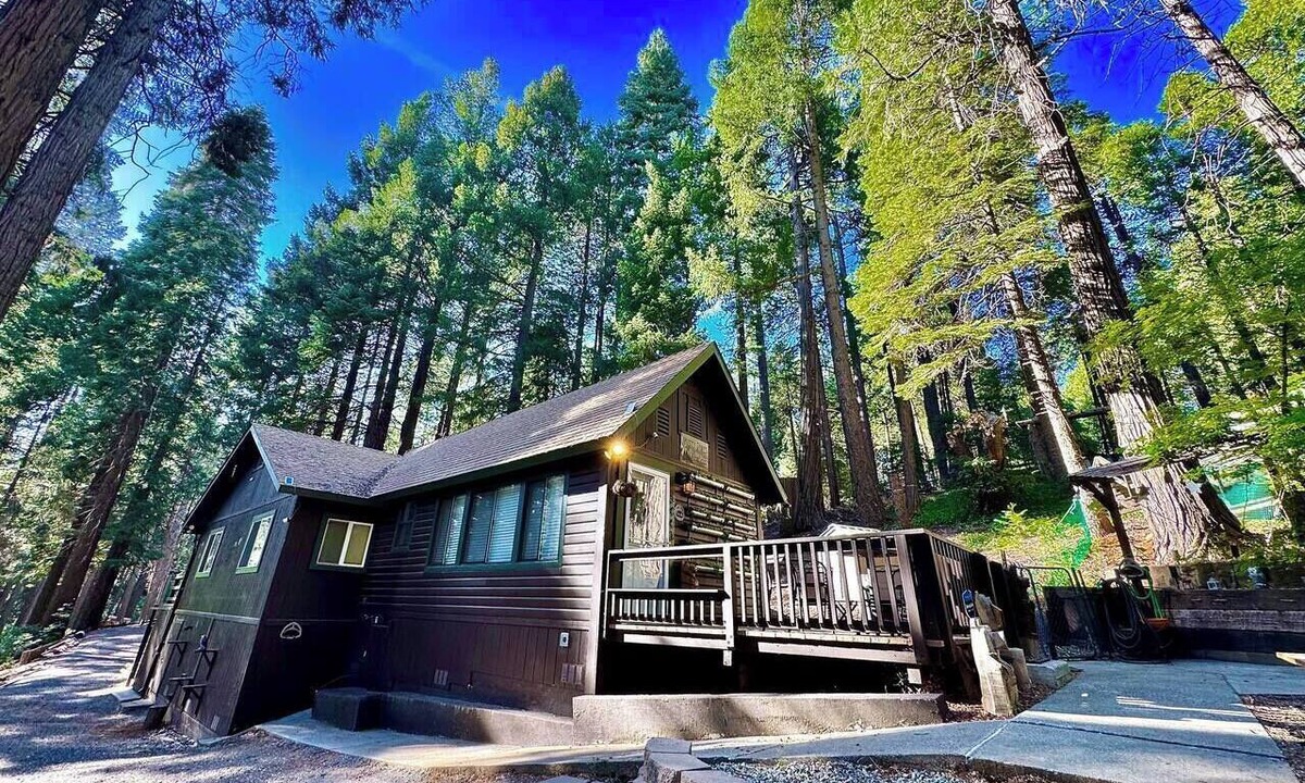 Pollock Pines Cabin | Serene Mountain Escape-Cozy Cabin Near Sly Park