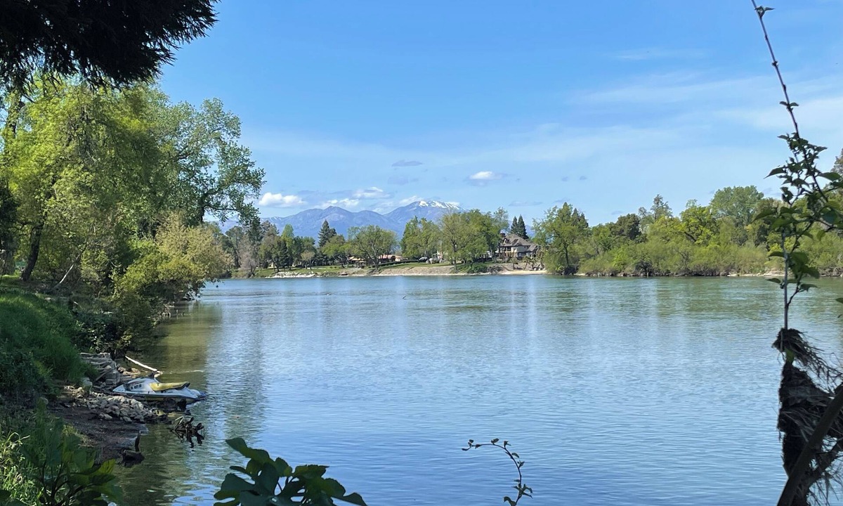 Cascade House | Shasta Cascade Riverhouse