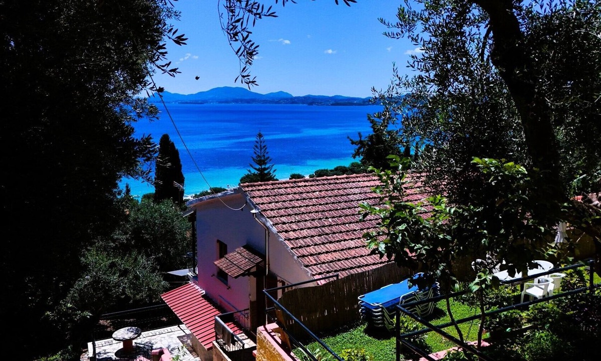 Barbati Apartment | Splendid three-bedroom apartment with magnificent sea views