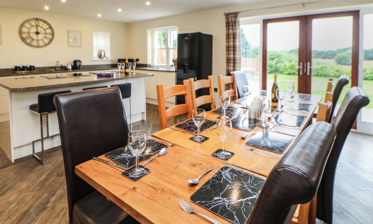 Tudhoe Cottage | Stackyard House