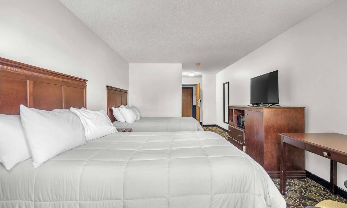 Norway Hotel | Standard Double Room at Indiana Beach Hotel