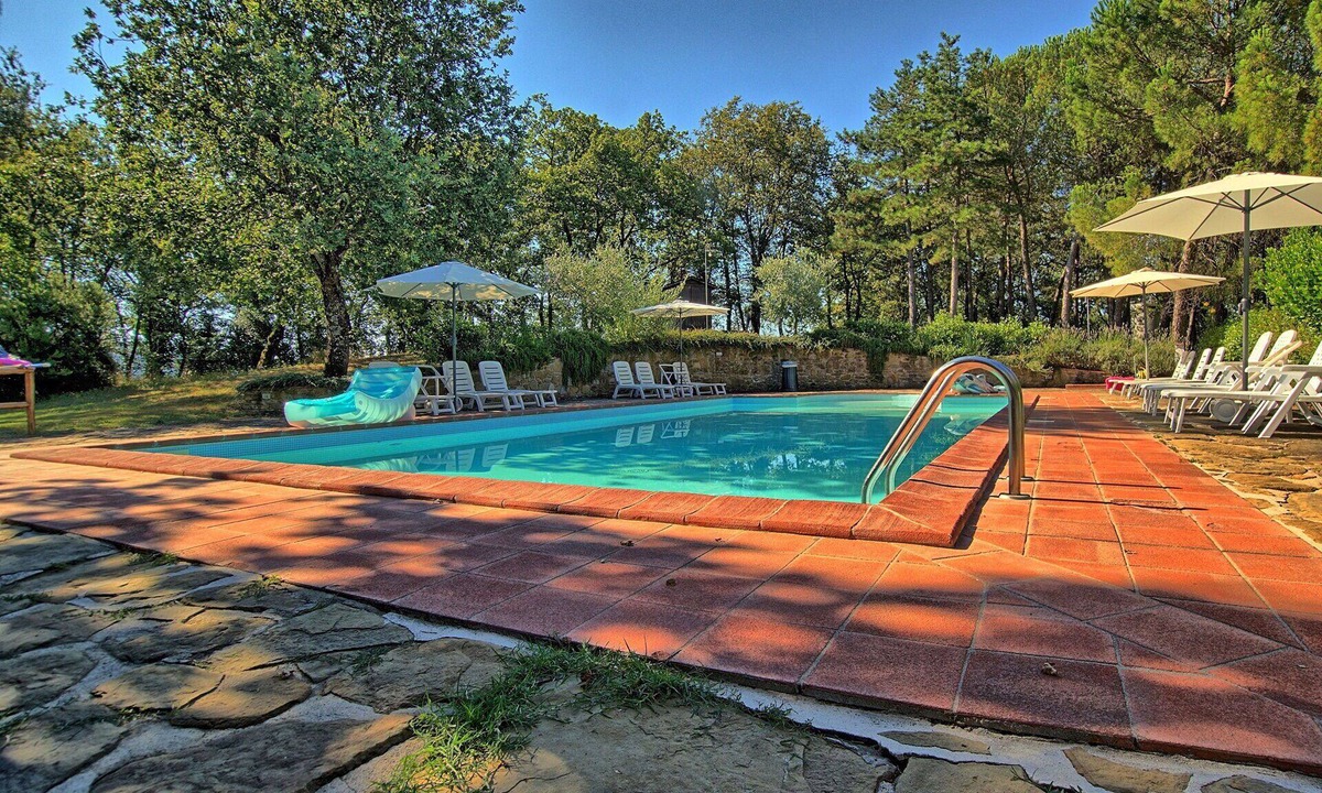 Bucine Villa | Stunning private villa for 10 guests with private pool, WIFI, TV, veranda and panoramic view