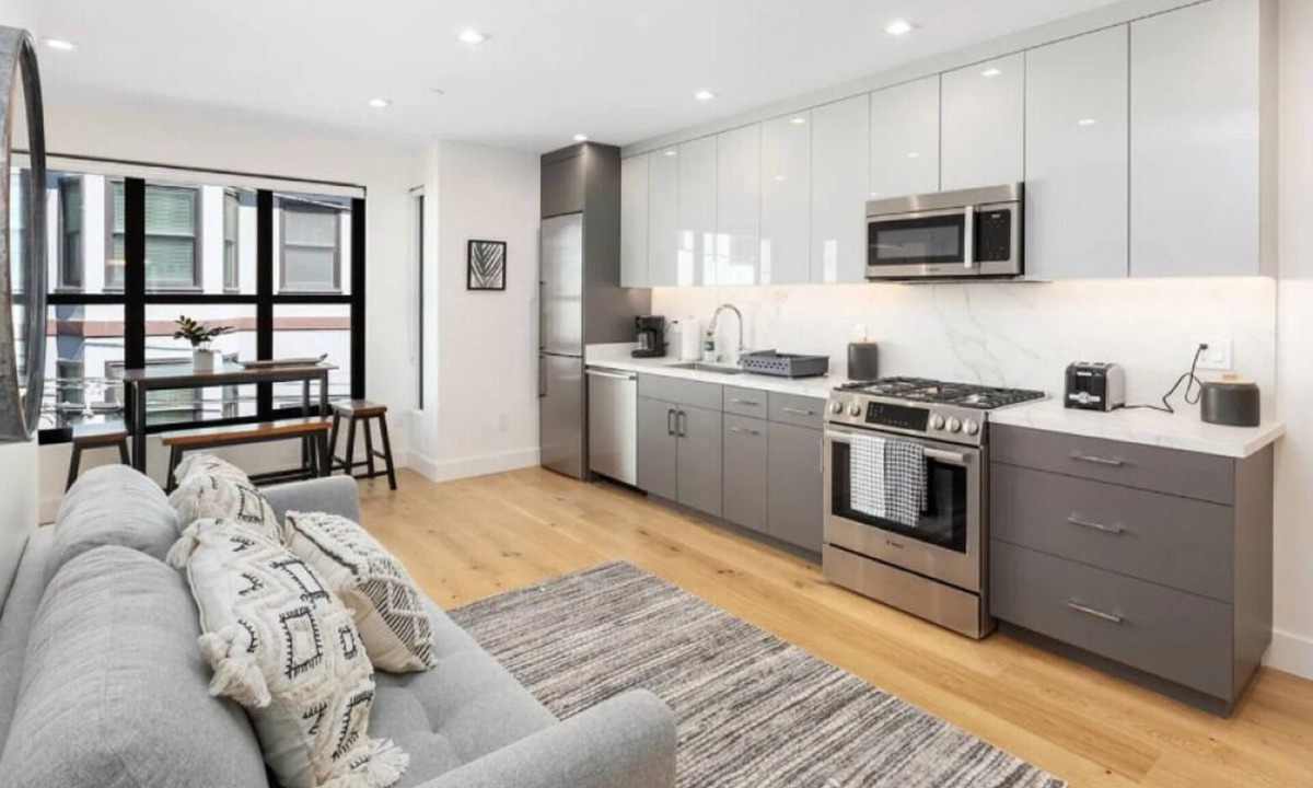 Inner Mission Apartment | Sunny 2BR Mission Apartment Near Dolores Park, Cafes & Transit