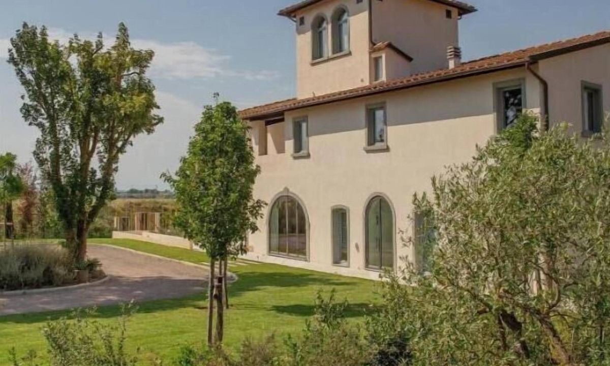 San Miniato Basso House | Tenuta Asmara Luxury Resort: Suite with Pool View