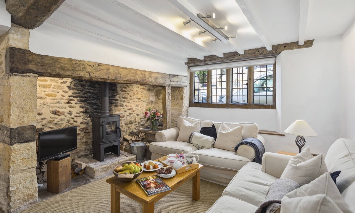 Chipping Campden Cottage | The Brew House - a cotswold cottage that sleeps 6 guests in 3 bedrooms