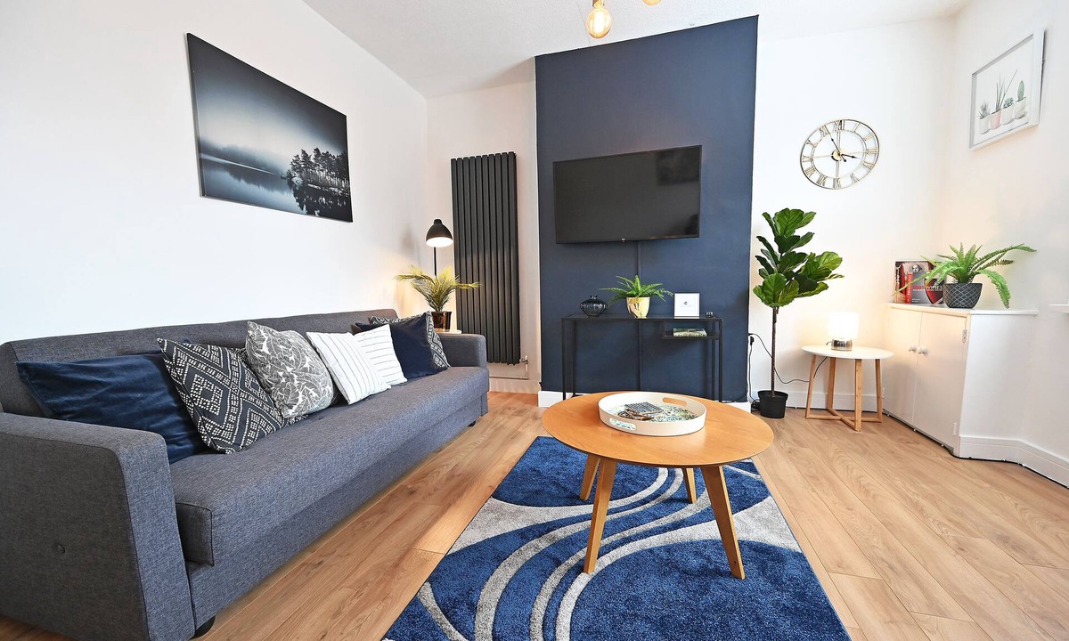 City Centre House | The Coffee Pot Cottage ☕️Town Centre & Free Parking