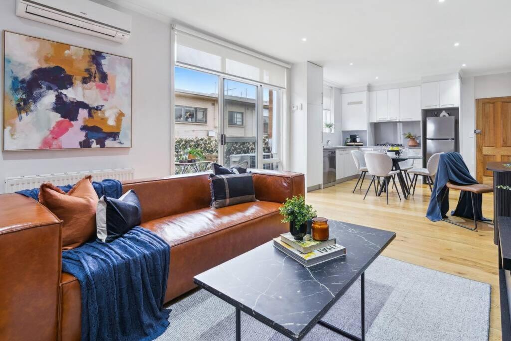 St. Kilda East Apartment | The Fulton Residence