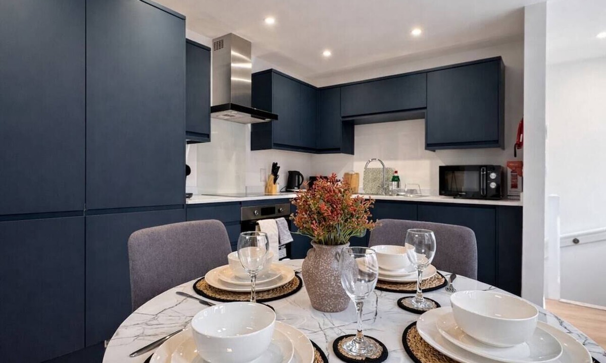 City Centre Apartment | The Nest | Stylish 2-Bed Apartment