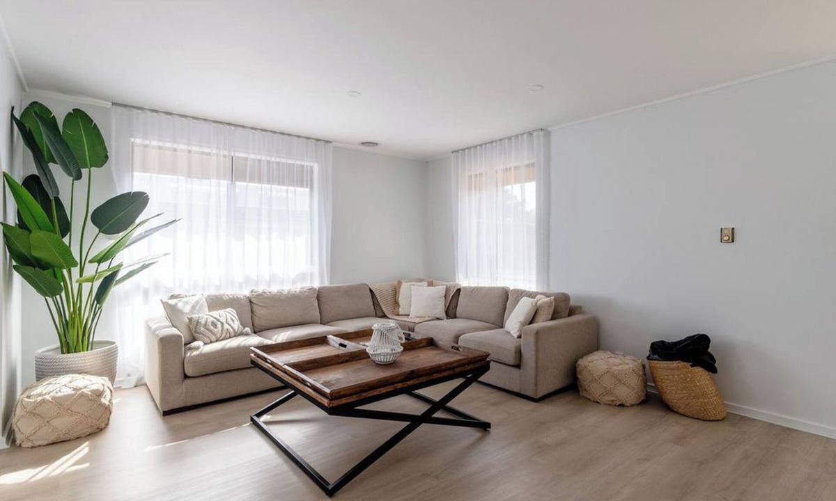 Capel Sound House | The Sandcastle, 10 minutes to the beach