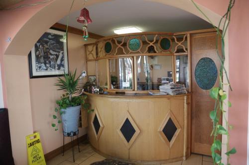 Washington Hotel | Theroff's Motel