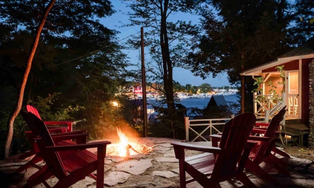Saugatuck Cottage | THREE COTTAGE FAMILY COMPOUND - Hot Tub + Fire Pit with water/downtown views