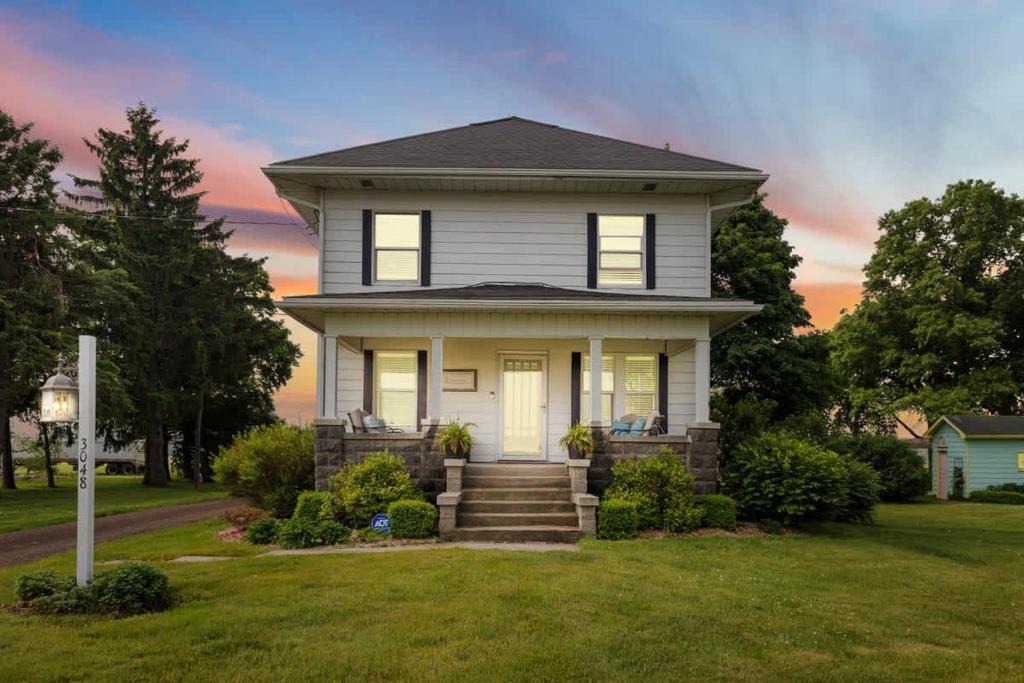 Sodus House | Three Fields Farmhouse