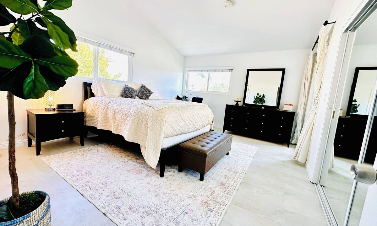 North Redondo House | Tranquil 2-bedroom townhome near Hermosa Beach and Redondo Pier. Pet friendly!