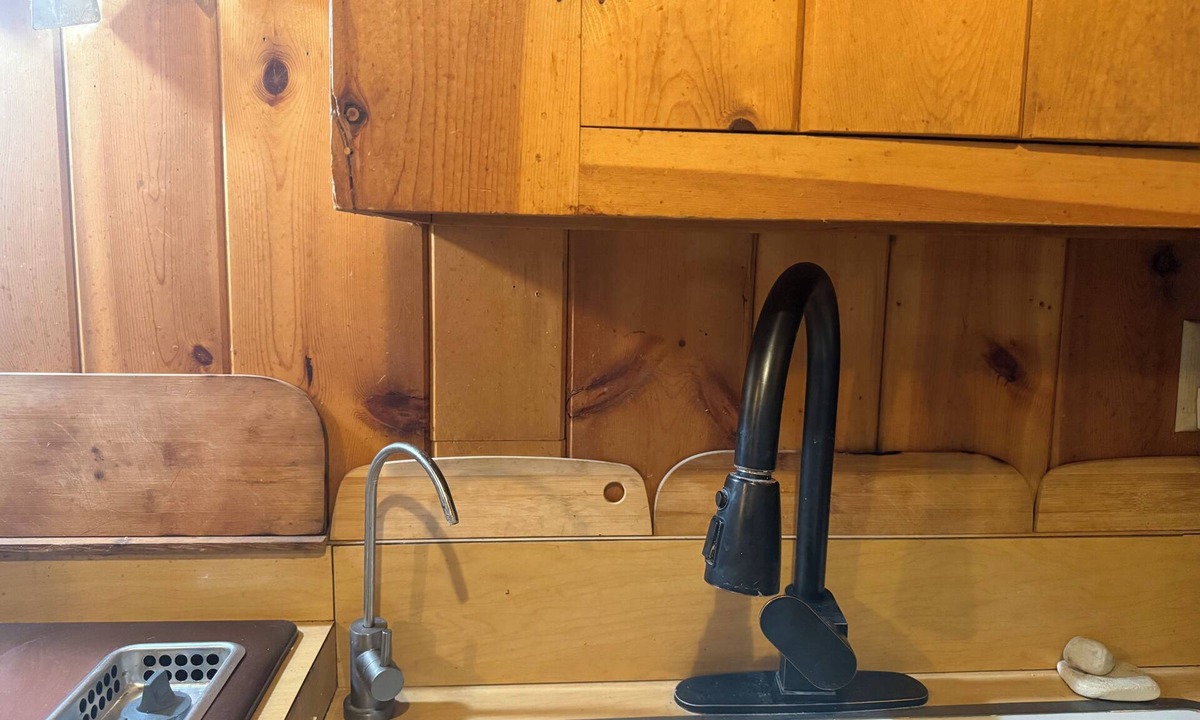 Frazier Park Cabin | Tranquil 2-bedroom cabin in wonderful Frazier Park getaway