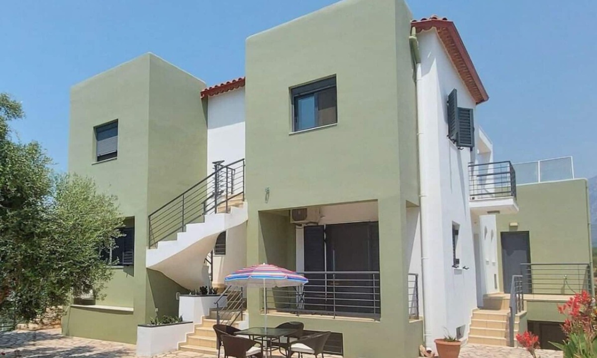 Avia Villa | Tranquil Villa with Private Pool - near Kalamata, southern Peloponnese