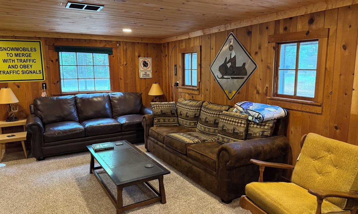 Kalkaska Cottage | Up North Cottage/ORV Trail with in minutes