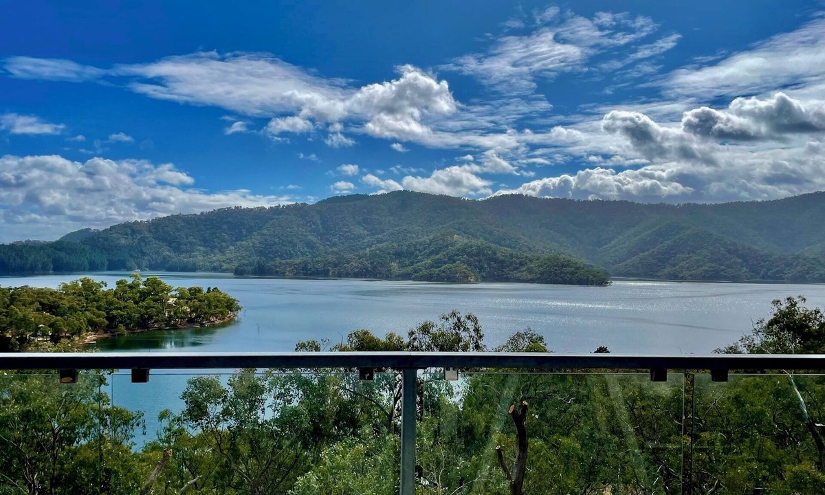 Taylor Bay House | Up the Top in Taylor Bay, Lake Eildon