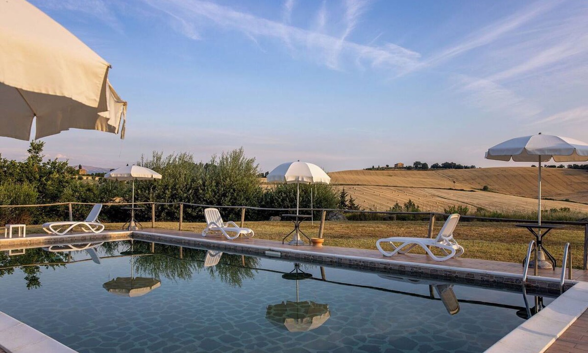 Lidarno House | Vacation Home in Perugia with 3 bedrooms sleeps 6
