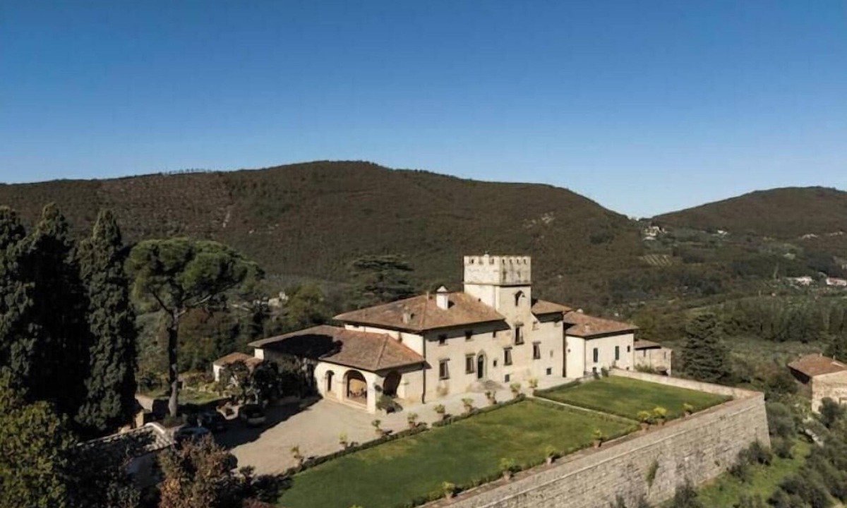 Calenzano House | Villa di Volmiano Ancient villa surrounded by nature, near Florence – Tuscany