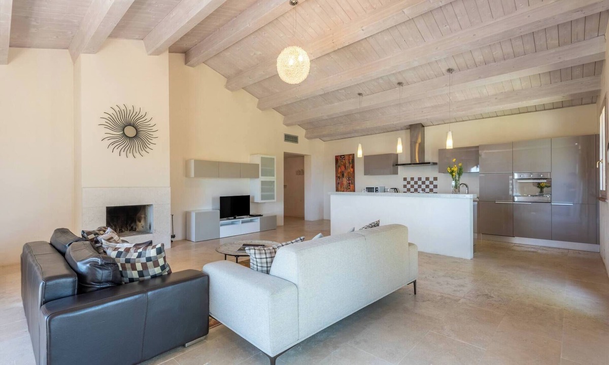 Trequanda Villa | Villa Falco-Cignella Resort Apartments in Tuscany