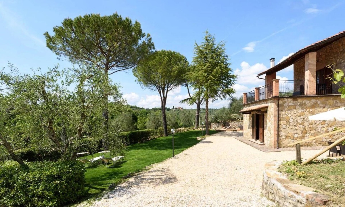 Geggiano House | Villa il Campo degli Ulivi -Skyline Siena-Panoramic Terrace-Relax-Parking
