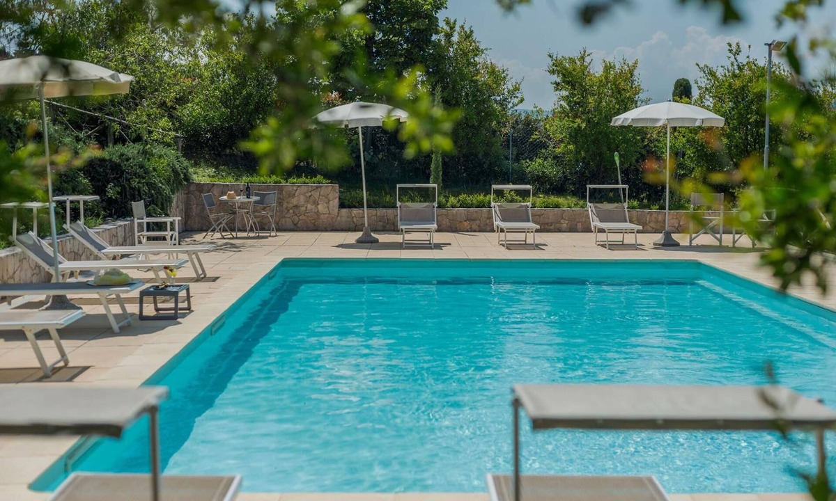 Pesaro Villa | Villa Il Fiore e la Farfalla - Villa, 7 bedrooms, pool, wifi, pets, sea, Marche