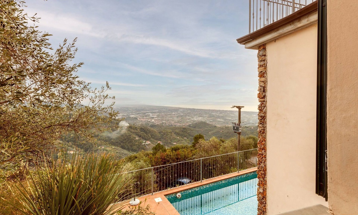 Pietrasanta Villa | Villa 'Martina' with Pool and Terrace, Pet-Friendly