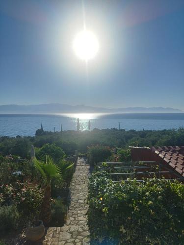 Kompi Apartment | Villa Panorama Michalis Haikos two minutes walk to the beach Peroulia