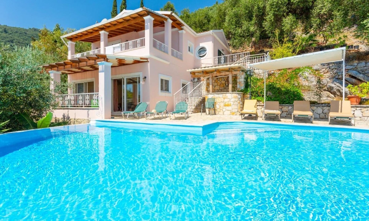 Katavolos Villa | Villa Petros - Three Bedroom Villa, Sleeps 6
