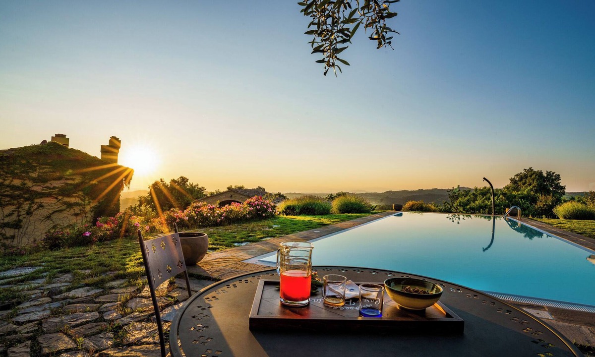 Barberino Val d'Elsa Villa | Villa Pietraia - Stunning villa with private pool in Florence countryside