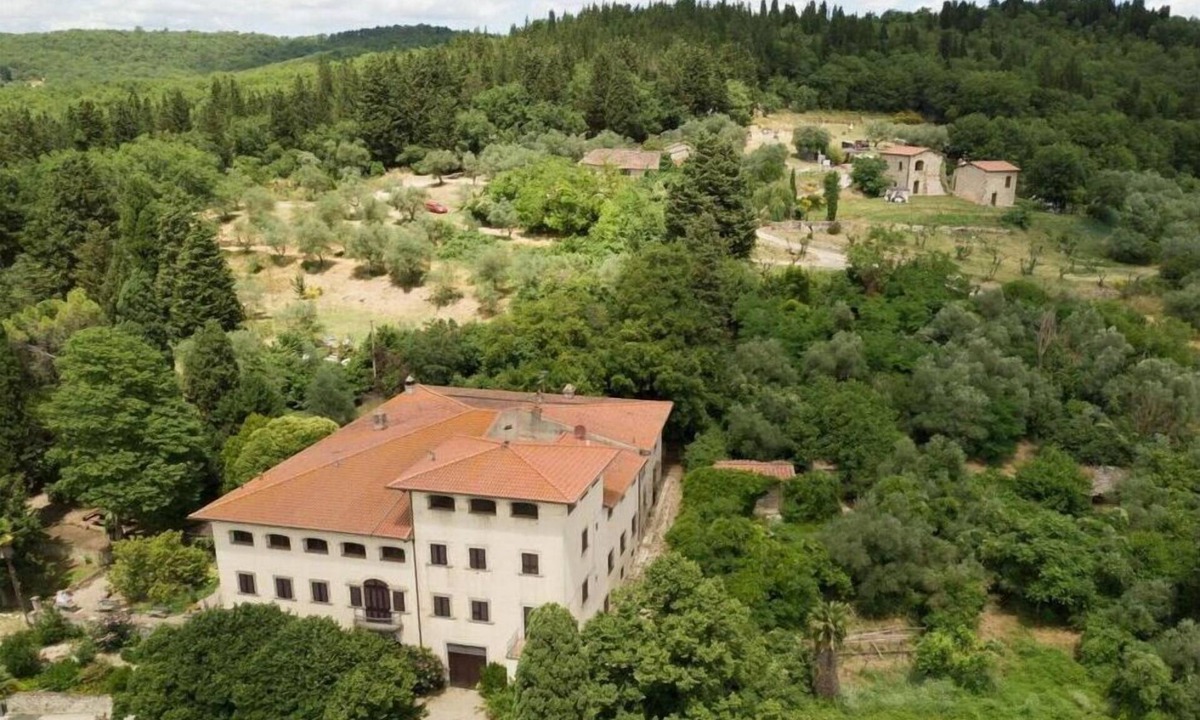 Rignano sull'Arno Villa | Villa Rignano Comfortable holiday residence