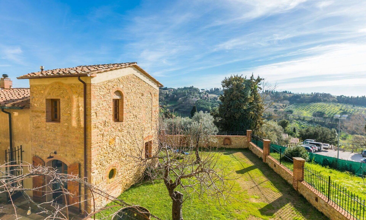 Montescudaio House | Wonderful private villa for 3 guests with A/C, WIFI, patio and panoramic view