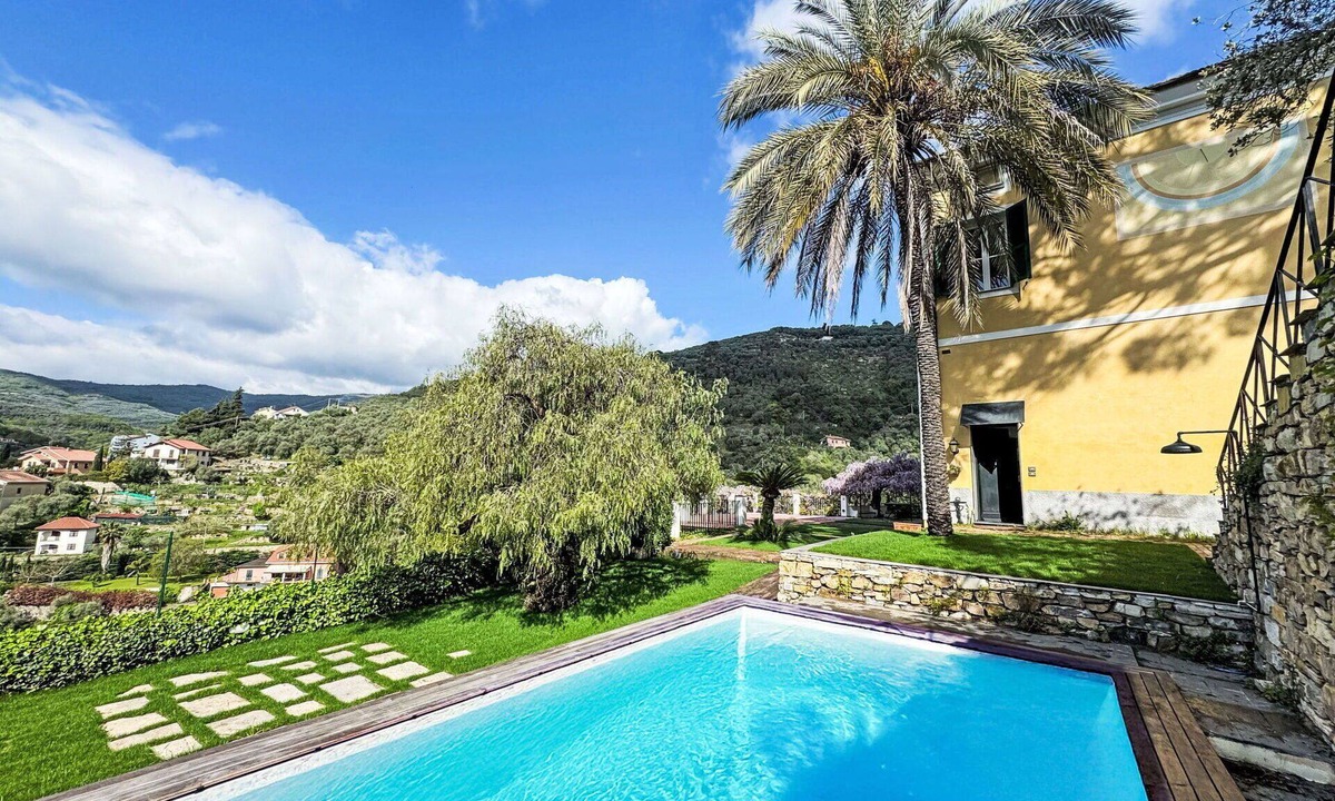 Pontedassio Villa | Wonderful private villa for 8 people with private pool, A/C, WIFI, patio and panoramic view