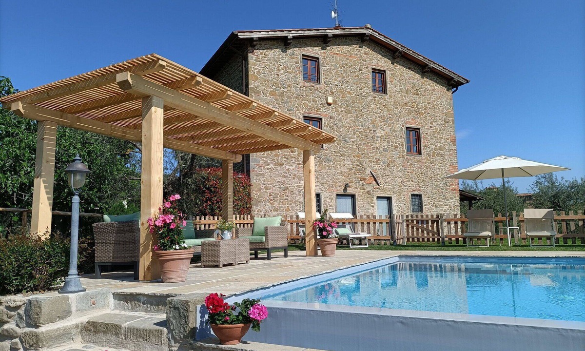 Montegonzi Villa | Wonderful private villa for 10 people with WIFI, private pool, A/C, TV, veranda and panoramic view