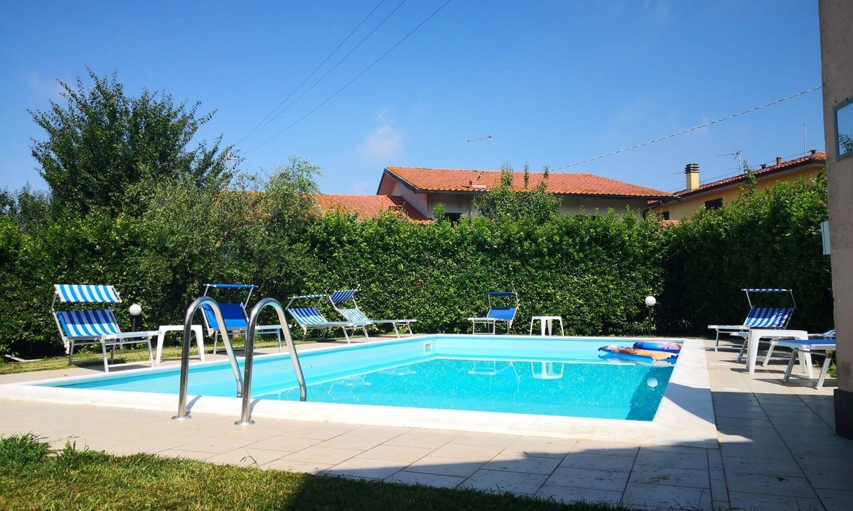 Capannori Villa | Wonderful private villa with WIFI, private pool, A/C, patio and pets allowed, close to Lucca