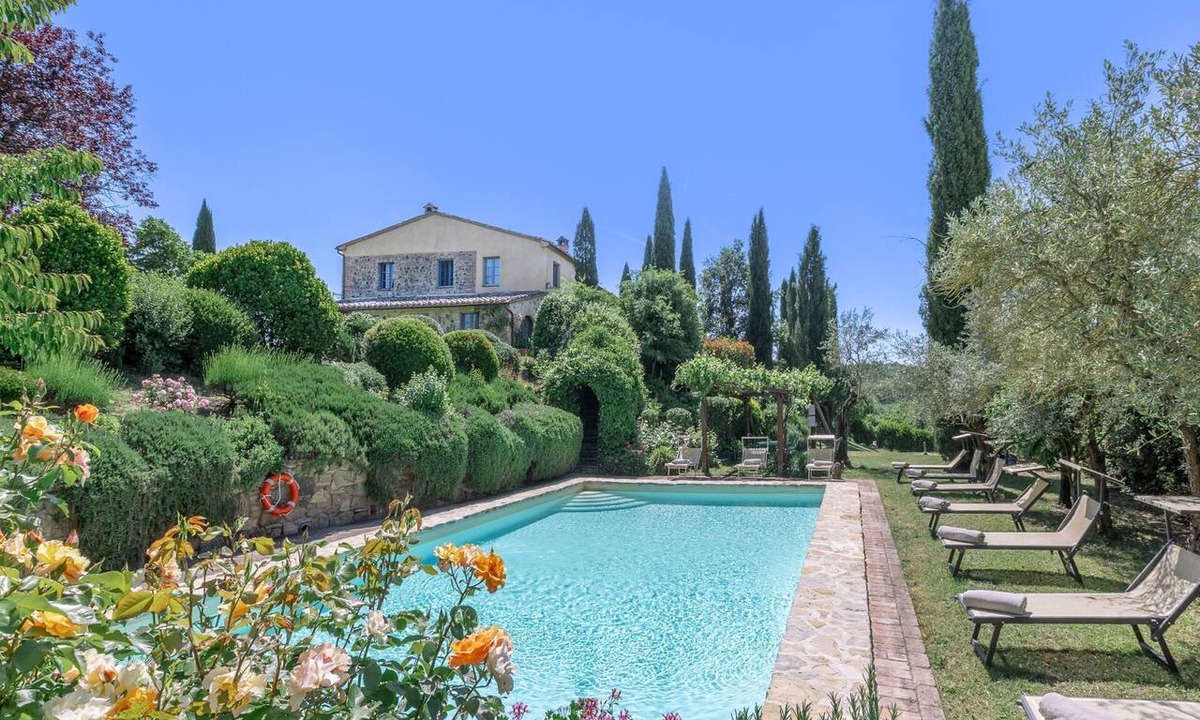 Citta della Pieve Villa | Wonderful villa with a swimming pool, nestled in the lush countryside of the Val di Chiana, between