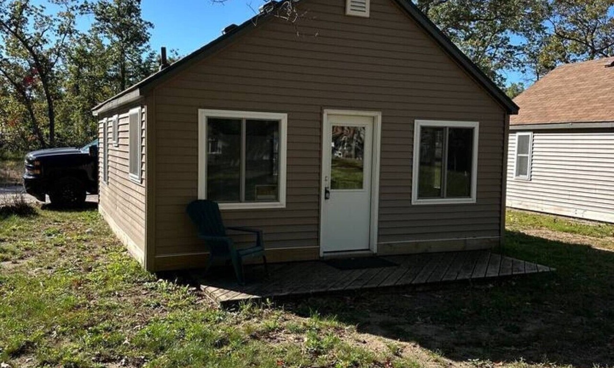 Indian River Cabin | Woodhaven Cottage 15